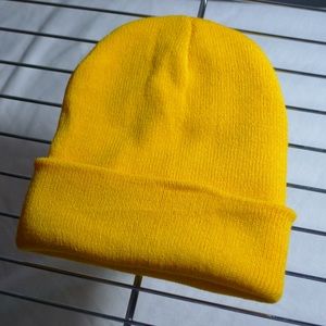 Mustard yellow knit beanie skully